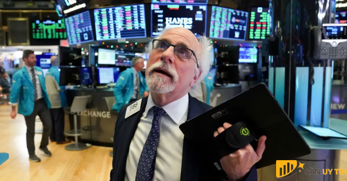 Chỉ số công nghiệp trung bình Dow Jones giảm 0,76%