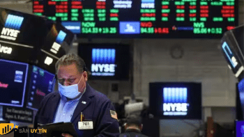 Chứng khoán Mỹ kết thúc giảm mạnh, dầu thô tăng do căng thẳng ở Trung Đông