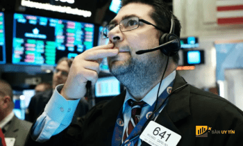 Phố Wall có một quý thua lỗ khi bước vào phiên giao dịch cuối cùng của tháng