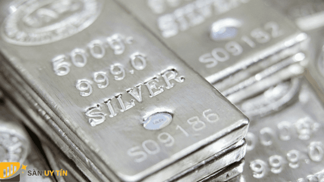 XAG/USD vẫn tiếp tục giảm giá sau khi suy thoái trước NFP của Mỹ