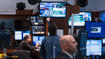 Chứng khoán Mỹ chủ yếu tăng khi mùa mua sắm nghỉ lễ bắt đầu