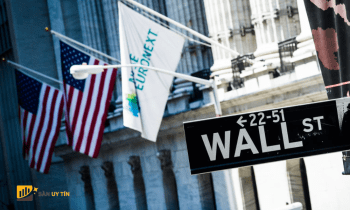 Hợp đồng tương lai chứng khoán ít thay đổi sau khi Moody’s hạ triển vọng của Mỹ