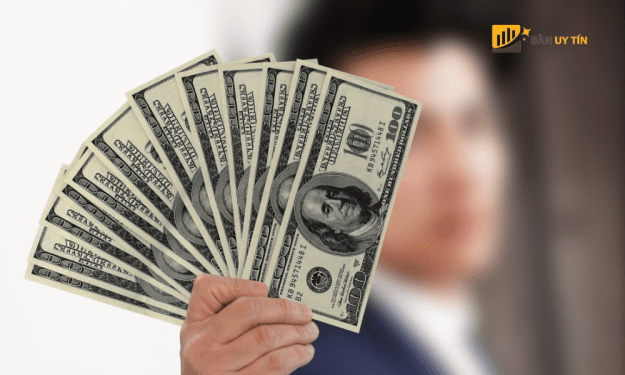 Thị trường chứng khoán hôm nay: Cổ phiếu tăng khi giao dịch năm 2023 kết thúc