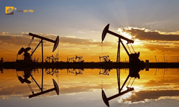 Thị trường chứng khoán đảo chiều cao hơn sau nhận xét của Powell