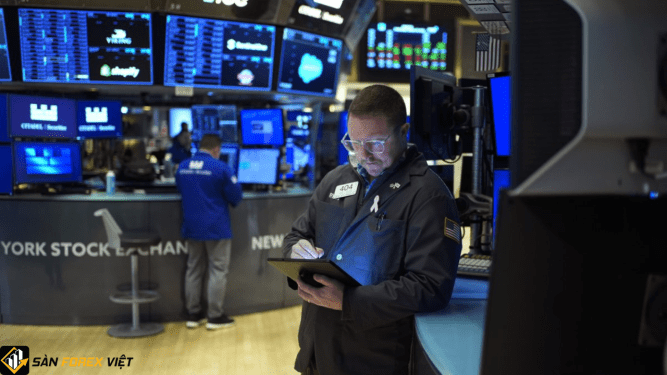 Cổ phiếu Hoa Kỳ tiếp tục giảm sau một tuần biến động mạnh mẽ